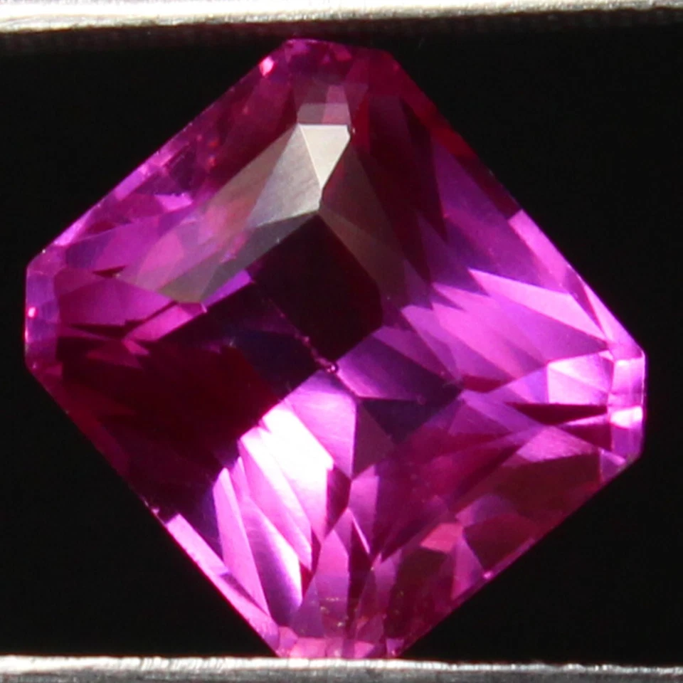 Natural RARE 11.50 Ct Certified Utah Red Beryl Bixbite UNHEATED AAA+ Gemstones - Image 1 of 4