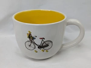 Taza de café magenta exclusiva para pollitos de bicicleta - Imagen 1 de 9