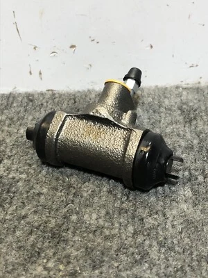 Cilindro trasero de rueda de freno de tambor Pronto W37787, se adapta a vehículos enumerados en la tabla Foto 1 de 4