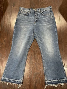 Free People Damen Jeans Capri Größe 30 Used ausgefranster Saum gerades Bein - Bild 1 von 9