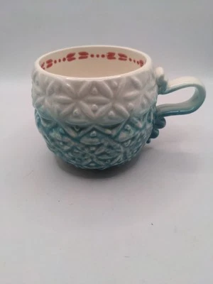 Taza de café Anthropologie azul malvavisco texturizado 3D abstracto en relieve  Foto 1 de 4