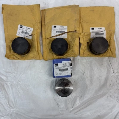 Austin Healey 3000 BJ8 /MGC Sunbeam Tiger Front Caliper Piston Set - Image 1 of 4