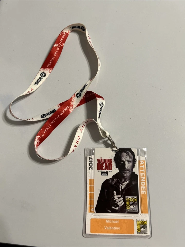 Pase Comic Con International 2017 con cordón The Walking Dead AMC coleccionable 4 Foto 1 de 4