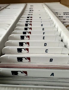 (26) Divisores de tarjetas deportivas ESTÁNDAR con 26 etiquetas MLB A-Z gratis juego - Imagen 1 de 5