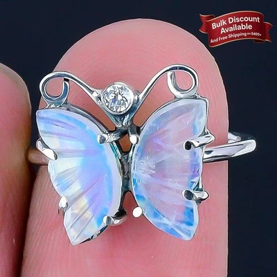 Anillo con racimo de cumpleaños de plata maciza mariposa piedra lunar arco iris natural talla 7 Foto 1 de 4