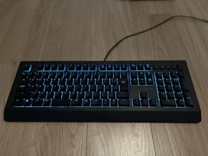 Razer Cynosa V2 Gaming Keyboard Black Used/Tested - Picture 1 of 5