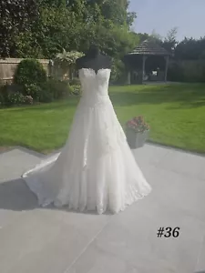 Ball Gown / A-line wedding Bridal dress size 14 Ex Sample Sale Reduced - Picture 1 of 9