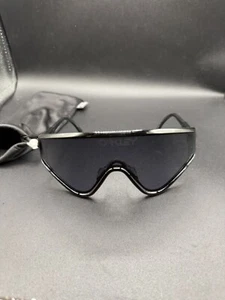 Sombra de ojos Oakley Collectors negra con lentes de iridio negro - Imagen 1 de 11