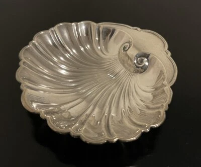 PLATA ESTERLINA GORHAM 445 FORMA DE CÁSCARA TUERCA PLATO TAZÓN TAMAÑO MEDIANO Foto 1 de 3