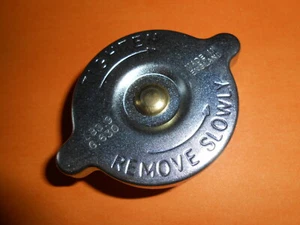 HILLMAN HUNTER 1.5, 1.7 (1970-1979) 9LB RADIATOR FILLER CAP - Picture 1 of 4