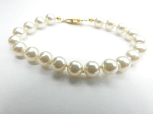 OFF WHITE Bracciale vintage annodato a mano bianco sporco perle finte perline 8 pollici