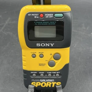 Radio FM/AM Sony Walkman Sports amarilla SRF-M70 PROBADA - Imagen 1 de 7