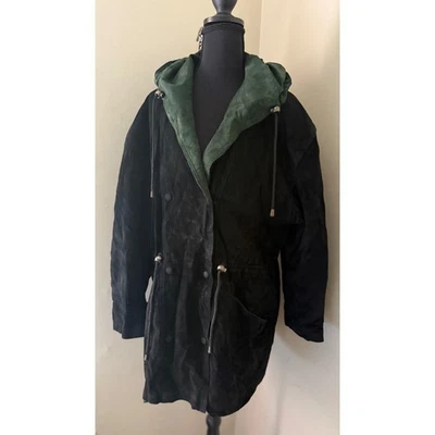 Abrigo Parka Negro Gamuza Con Capucha Forro Verde Cordón Cintura De Colección Mediano Foto 1 de 4