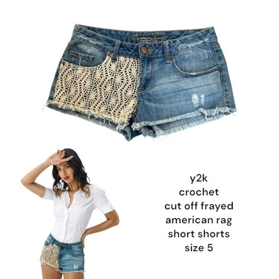 y2k vtg. American Rag Crochet Knit Cut off Frayed Short shorts size 5. - Image 1 of 4