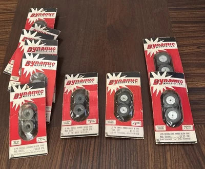 Dynamic Models Inc лот из 10 шин для трассовых автомоделей большие гладкие колеса #697 /s 687 редкие - Изображение 1 из 4