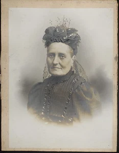 ANTICA FOTOGRAFIA FIRMATA L.AILLAUD-RITRATTO VOLTO FEMMINILE - Bild 1 von 1