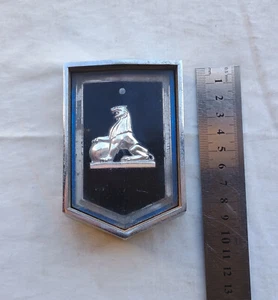 Holden Lion Emblem Grill Badge 2805404 HK HT HG Kingswood Belmont Premier - Bild 1 von 12