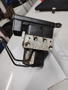 Audi TT MK1 8N 1.8L Coupe ABS Anti-Lock Brake Pump 00 01 02 03 04 05 06 - Picture 1 of 5