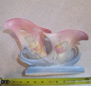 Hull Double Cornucopia.  # 6-  12"  Magnolia Matte.  From 1946-1947. - Picture 1 of 5