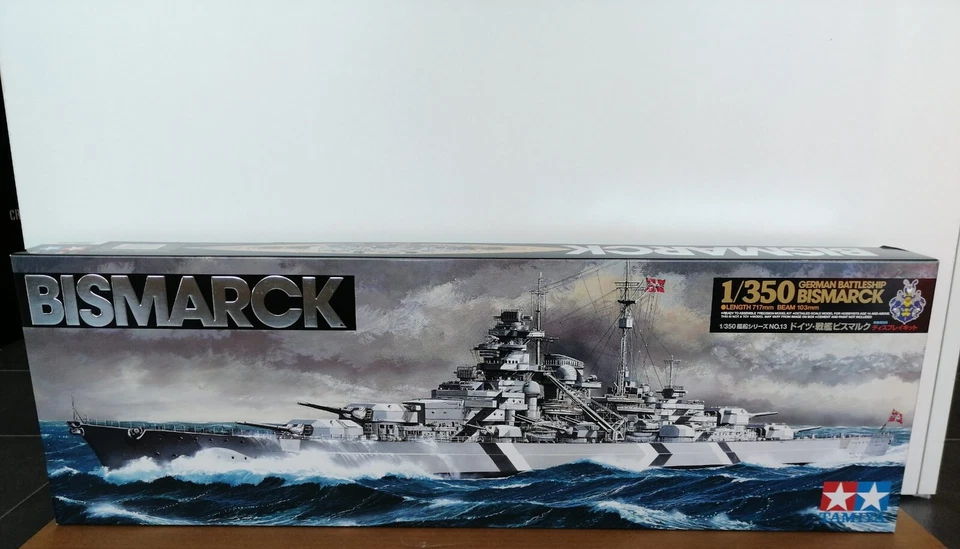 Bismarck Nave Kriegsflagge Modell Kit Tamiya 1-350 78013 Panzerschiff Militär - Bild 1 von 1