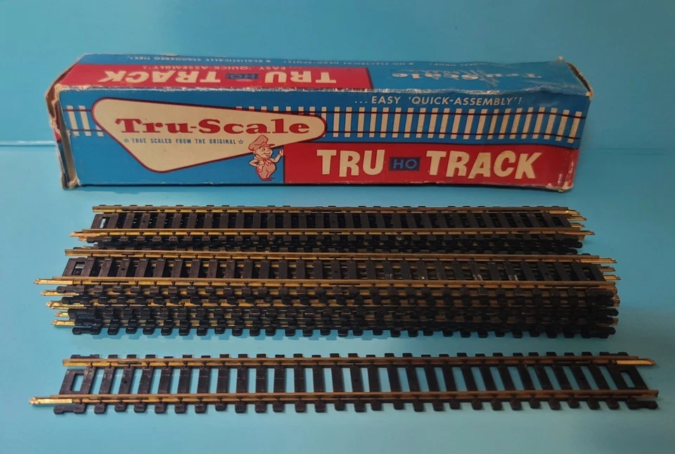 CB50: Tru-Scale HO Tru-Track 9" Straight Track x12 w/ Box NOS Unused - Image 1 of 1