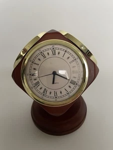 3 In 1 Timber Desktop Weather Station,Barometer, Hygrometer, Thermometer & Clock - Picture 1 of 6