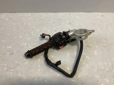 13-17 TRIUMPH DAYTONA 675 675R CLIP LATERAL IZQUIERDO CONTROLES MANILLAR EMBRAGUE OEM Foto 1 de 3