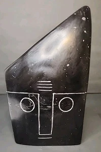 VTG Hand Carved Stone Statue Depicts Geometric Face/Mask Made In Kenya - Picture 1 of 9