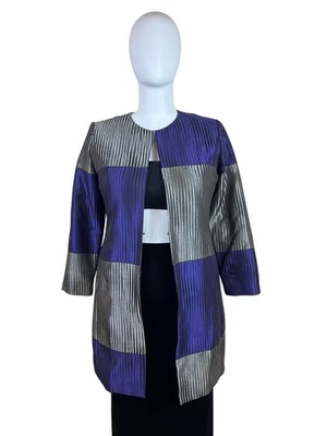 Chaqueta Chico’s púrpura y plata colorblock mujer frente abierto manga 3/4 talla 2 Foto 1 de 4