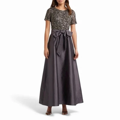 Pisarro Nights Gray Sequin Bow Accent Beaded Bodice Formal Evening Gown Size 14 - Image 1 of 4