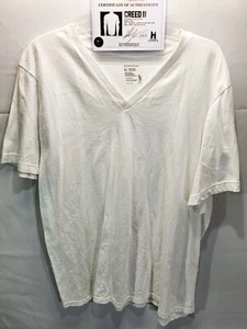 CREED II MICHAEL B. JORDAN PRODUCTION WORN WHITE V-NECK SHIRT PROVENANCE & COA - Picture 1 of 15