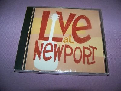 TIME LIFE CD LIVE AT NEWPORT PETE SEEGER  JUDY COLLINS JOAN BAEZ SEALED #11 Foto 1 de 2