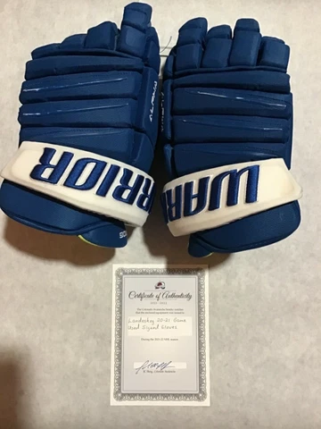 Colorado Avalanche Game Used Signed Gabriel Landeskog Gloves 20-21 Avalanche COA Cover