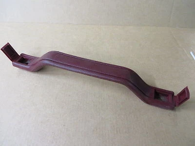 LINCOLN MARK VI 80 81 82 83 1980-1983 PUERTA INTERIOR TIRADOR MANIJA PUERTA ROJA OE Foto 1 de 4