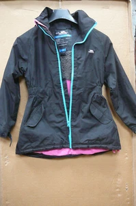 Kids Trespass black Jacket Waterproof with hood lined - Picture 1 of 7