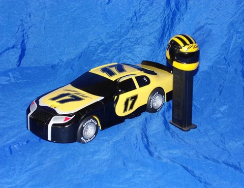 Matt Kenseth #17 NASCAR Race Car & Helmet PEZ Dispensers Cover