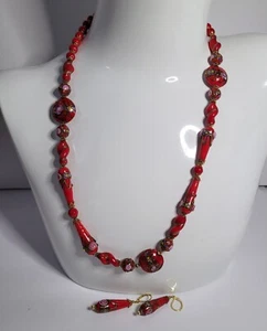 Venezianische Murano Hochzeitstorte rote Glasperlen Halskette & Ohrhänger Set Vintage V - Bild 1 von 8