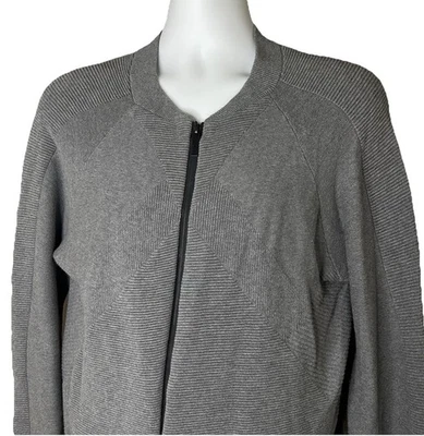 Cárdigan Suéter Zara Hombre L Gris Apretado Tejido Acanalado Cremallera Completa Usado en Excelente Condición Foto 1 de 4