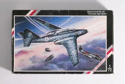 Me 262 three seat night fighter Special Hobby 1/72 - Immagine 1 di 3