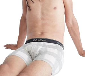NUEVO CON ETIQUETAS Calvin Klein (Pequeño) Calzoncillo Boxer Moderno Algodón Elástico NB3360-100 - Imagen 1 de 4