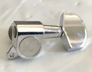 Washburn D10S Acoustic Guitar Original Bass Side Tuner Tuning Peg - Picture 1 of 7