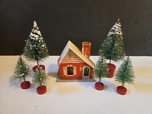 Casa de Navidad y árboles de papel maché de cartón de colección PUTZ ~ MICA - Imagen 1 de 7