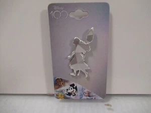 Disney 100 Silueta Platino MOANA Pin Uncas 2023 Caja Almuerzo Nuevo en tarjeta - Imagen 1 de 2