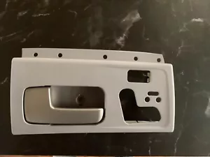 2003-2011 Lincoln Towncar Left Front Door Handle Bezel Heat-Air-Memory - Bild 1 von 4