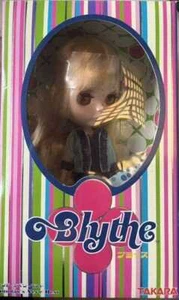 Takara Tomy Neo Blythe Sunday's Very Best Fashion Doll Good Condition W/Box - Picture 1 of 2