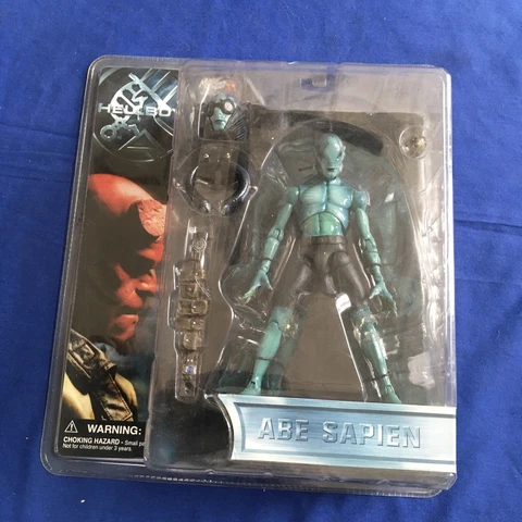 NEW Mezco Hellboy Abe Sapien Action Figure Toy 2004 Cover