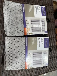 2 Sets - Better Homes & Gardens Silber kleiner Fenster Volant & 2 Ebenen Set 60" x 3 - Bild 1 von 5