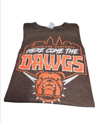 Camiseta De Colección Cleveland Browns "Here Come The Dawgs" XL Marrón NFL Fútbol Camiseta Foto 1 de 4