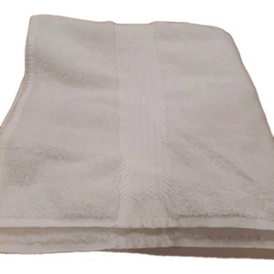 Vintage JCPenney Home Collection Bath Towel 27" x 50" White Cotton USA Maid EUC - Picture 1 of 5