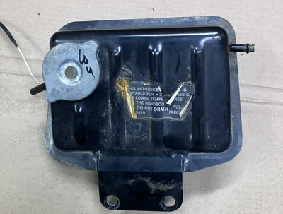 93-96 Jaguar XJS Series   Coolant Expansion Tank Reservoir  OEM  - Image 1 of 4